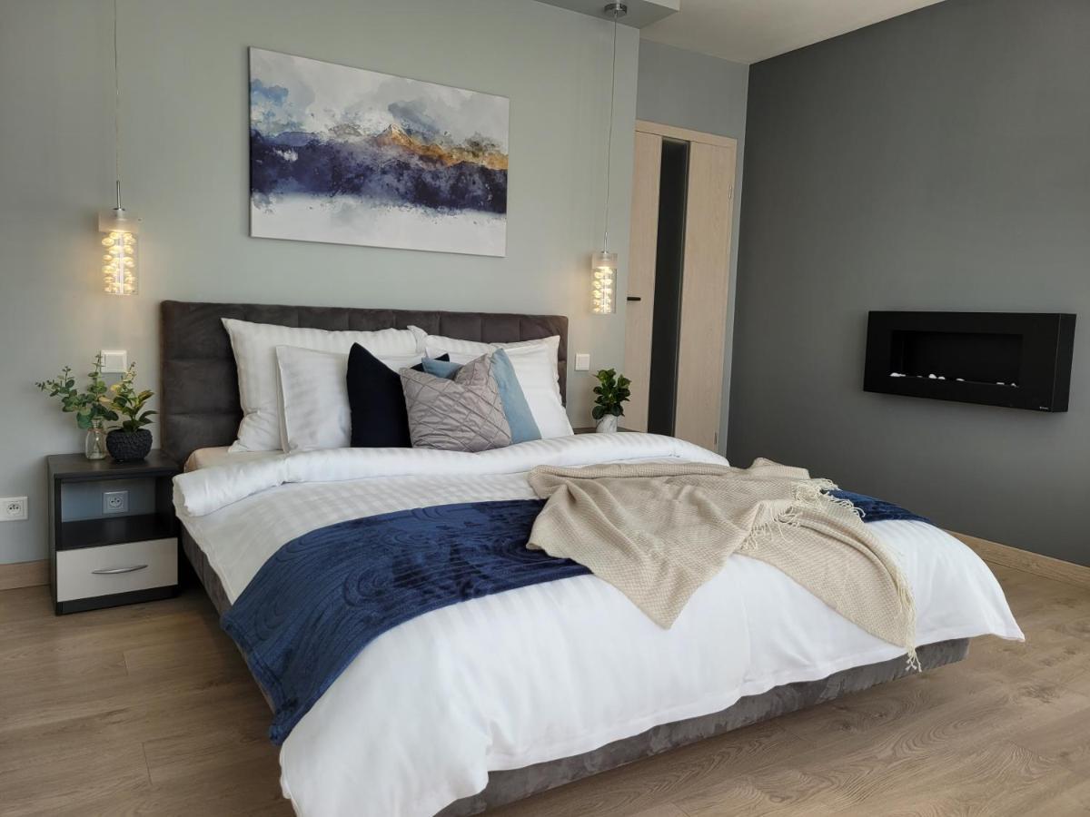Apartament Penthouse Z Widokiem Na Sniezke I Prywatnym Parkingiem - By Spaceapart Jelenia Góra Exterior foto